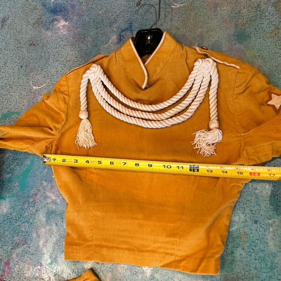 4 Piece 1970s Dance Uniform - Picture 16 of 16